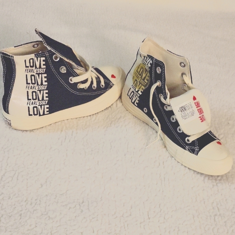 Fearless Love Kids High-Top Sneakers - Navy and White